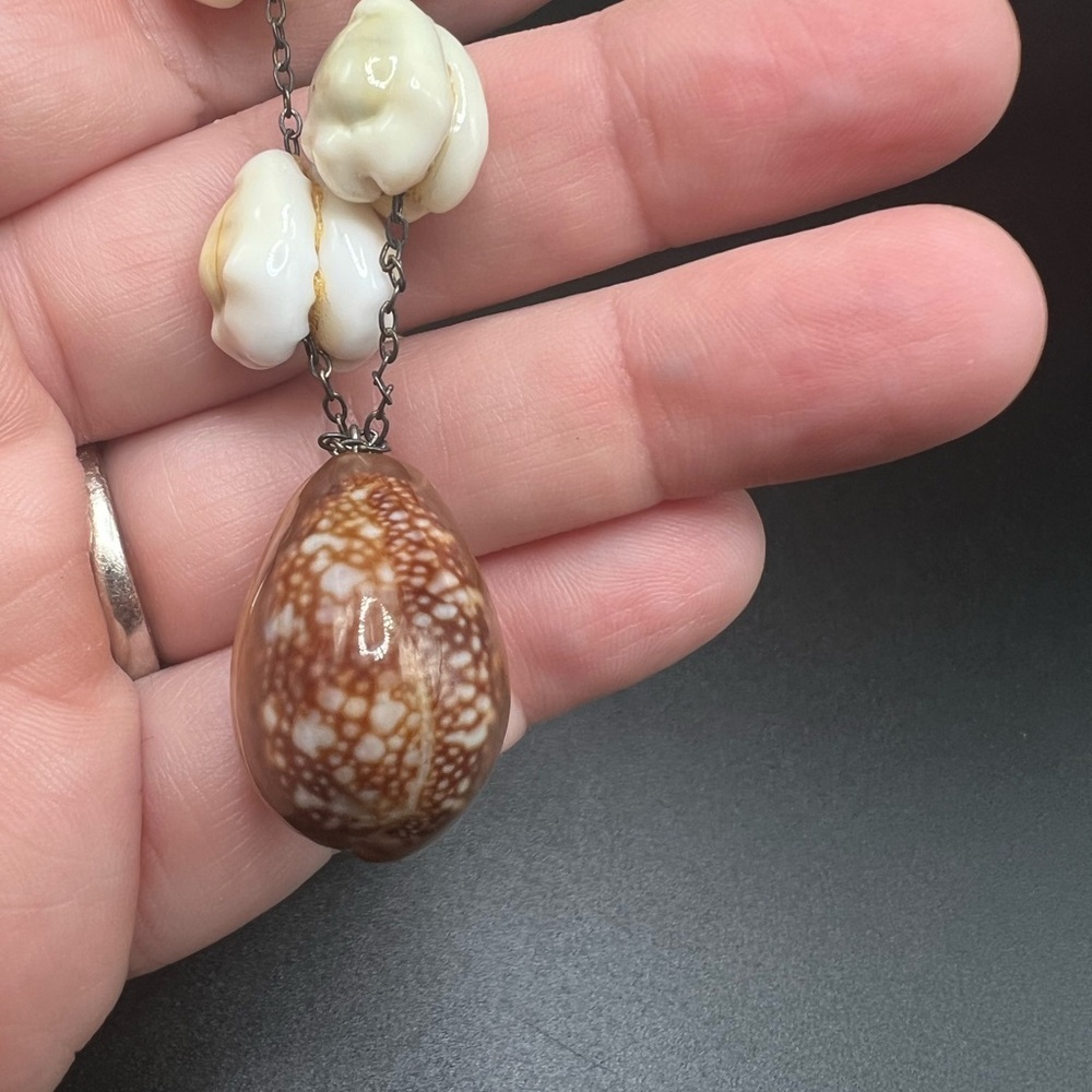 Vtg Handmade Cowrie Shell Necklace Marked Sterling - Picture 10 of 11